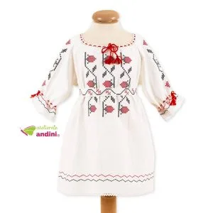 Rochie Traditionala Romaneasca Botez Mariuta1