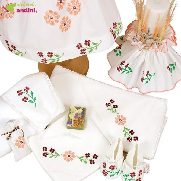 Set Traditional Botez Floricele pe Campii3