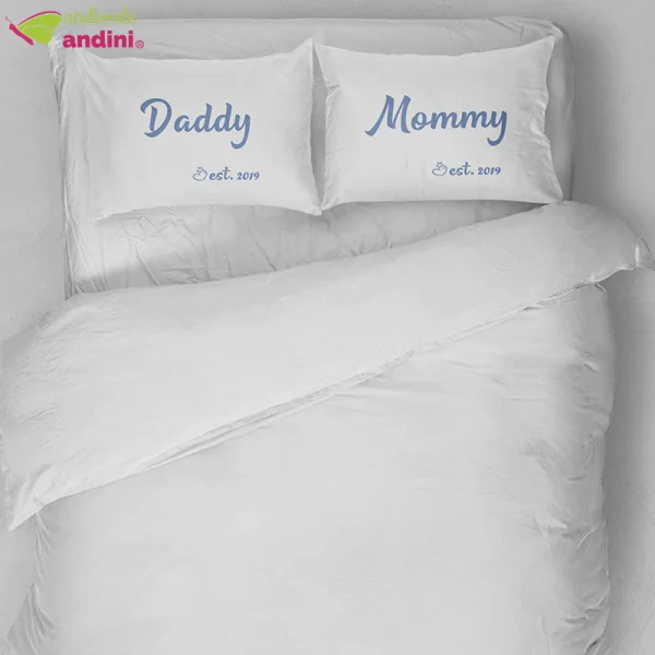 Lenjerie de Pat Personalizata Daddy Mommy3